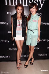 组图：周秀娜不惧男友与Mia拍床戏生情