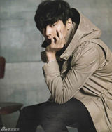 组图：韩国型男元斌春装写真干净帅气