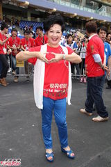 组图：关心妍不打美容针 薛家燕闻惠天赐噩耗难过