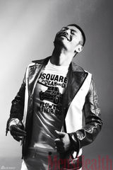 高清图：邵兵两大男刊封面气场颓废 新片合作吴彦祖