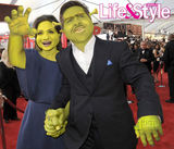 幻灯图：朱莉皮特和苏珊大妈变身史莱克