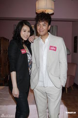 组图：胡杏儿马国明等助阵《恋爱季节》开机仪式