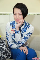 组图：胡杏儿辟谣绯闻男友 专情工作不急恋爱