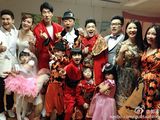 组图：《爸爸》全体亮相湖南春晚 马年造型惹眼