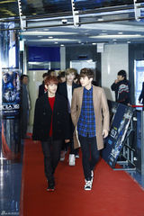 独家高清：EXO龙俊亨等帅气撑《安德的游戏》