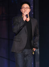 高清图：韩国演艺士兵演唱会 KARA和f(x)到场助兴