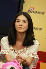 组图：《圣诞玫瑰》做客 桂纶镁邀张震演色魔