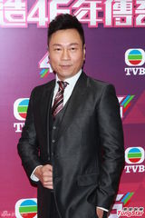 组图：无线46周年台庆亮灯 小生花旦齐出动