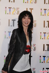 组图：梁朝伟张家辉碰头不聊金马奖