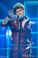 组图：李弘基miss A等热唱《倒计时》佳仁夺冠