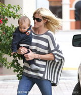 幻灯图集：伍兹康复中心治疗 “虎嫂”首度探望