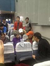 独家：春晚彩排 赵本山土豪装与蔡明严肃谈节目