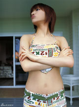 组图：后藤真希夏日海边写真 清凉泳装大秀性感