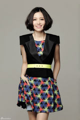 组图：姚贝娜发新歌《心火》 清新写真坚强蜕变