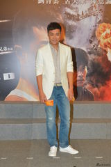 组图：《逃出生天3D》香港首映礼 星光熠熠