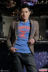 组图：郭富城受伤不再凌空跳舞 母亲放弃催婚