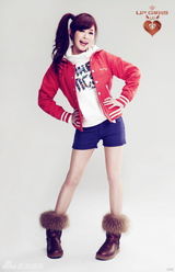 组图：UP Girls游戏写真曝光 韩国团队打造代言