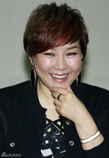 组图：李静曝新书叶一茜形象颠覆：森碟会吓哭