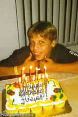 组图：老瓦与私生子旧照曝光 曾和情妇老公拥抱