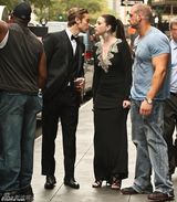 组图：《绯闻女孩》最终季片场 俊男靓女齐聚