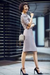 组图：袁姗姗时尚街拍演绎都市美人