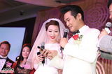 组图：杜德伟与嫩妻台北婚宴 宣告两年后再造人