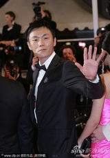 幻灯图集：《日照重庆》戛纳首映 王小帅获最高礼遇