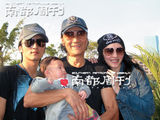 组图：谢霆锋张柏芝全家昔日温馨幸福瞬间
