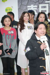 组图：黄芷晴望母亲节前出院 姜皓文慰问黄日华