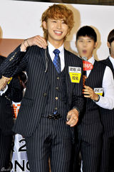 高清组图：韩人气组合帝国之子全员宣传香港个唱