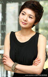 幻灯图集：张瑞希拍写真 利落短发演绎精致女人 