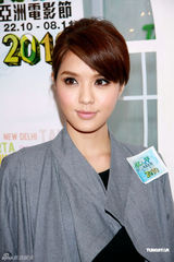 组图：官恩娜任港电影节大使 关锦鹏拍青春题材电影