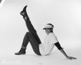 组图：惠特尼珍贵年轻照曝光 笑容灿烂展青春活力