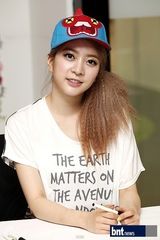 组图：Dal★shabet出席粉丝签名会尽展可爱魅力