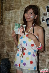 组图：许雅涵变猫女 搞怪创意化妆卖萌