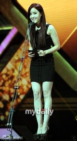 组图：朴宝英等出席韩国职业棒球联赛颁奖礼