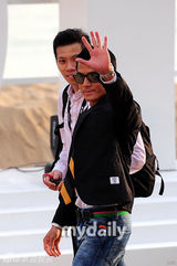 组图：郭富城梁家辉韩国出席《寒战》观众见面会