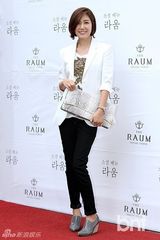 组图：金智友RaymonKim大婚 李志勋等众星道贺