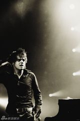 高清组图：英伦爵士顽童Jamie Cullum新专辑写真