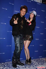 组图：吴克群自创潮牌获张韶涵到场支持