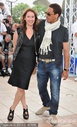 《青少年警队》记者会 女主演变身“黑衣娘子军”