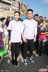 组图：杨怡称女生恨嫁正常 马国明不再天然呆