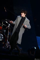 组图：成都群星演唱会 萧敬腾等热情献唱