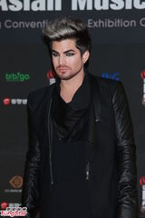 高清图：MAMA音乐盛典中韩艺人竞艳