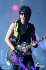 幻灯图集：五月天台北小巨蛋开唱 上演视听盛宴 