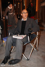 组图：王学圻蒋勤勤《姥爷的抗战》热拍