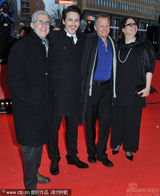 幻灯图集：竞赛片《嚎叫》首映 詹姆斯-弗兰科亮相