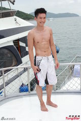 组图：《夜蒲3》船戏波涛群战 嫩模派对玩过火