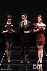 组图：GirlsDay等出席时尚庆典献精彩舞台