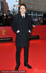 幻灯图集：竞赛片《嚎叫》首映 詹姆斯-弗兰科亮相